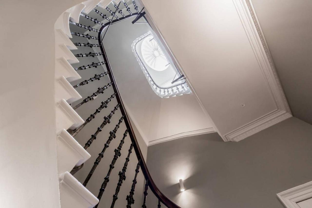Joivy Spacious And Bright 1Bed Apt, Short Walk From Princes Street Эдинбург Экстерьер фото