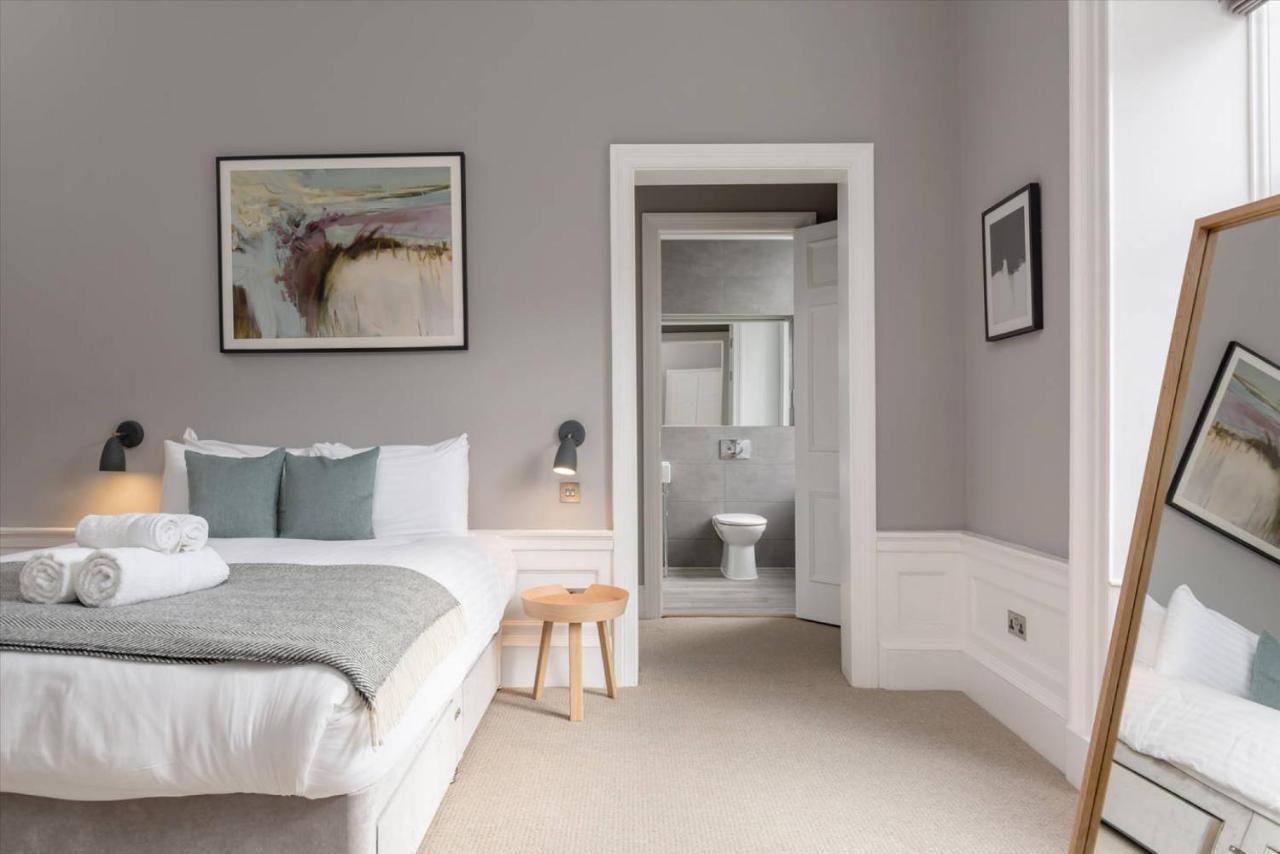 Joivy Spacious And Bright 1Bed Apt, Short Walk From Princes Street Эдинбург Экстерьер фото
